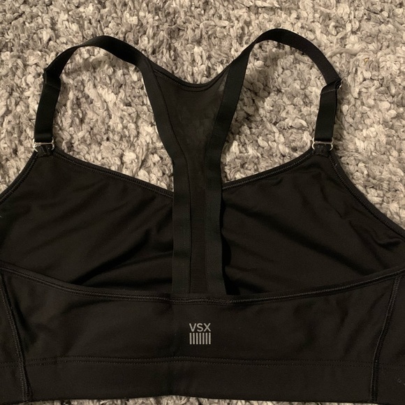 Victoria’s Secret VSX Sports Bra - Picture 11 of 11